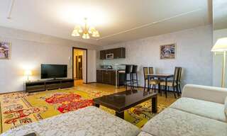 Гостиница Бурятия Улан-Удэ "Апартамент" (Высшая категория)-4