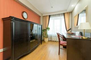 Гостиница Бурятия Улан-Удэ "Апартамент" (Высшая категория)-2