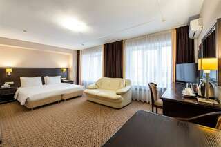 Гостиница Бурятия Улан-Удэ "Джуниор Сюит" (Высшая категория)-2